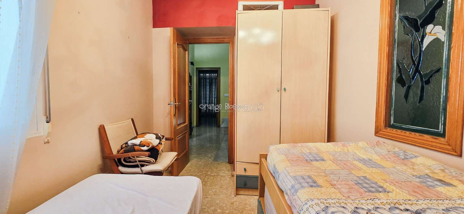 4 bedroom Townhouse for sale in Villalonga - € 169,000 (Ref: 9228140)