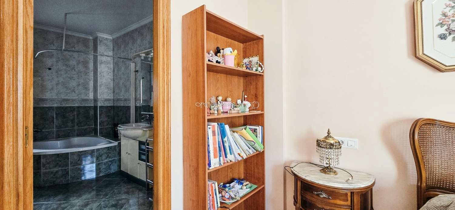 4 bedroom Townhouse for sale in Villalonga - € 169,000 (Ref: 9228140)