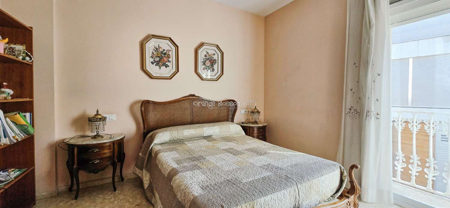 4 bedroom Townhouse for sale in Villalonga - € 169,000 (Ref: 9228140)