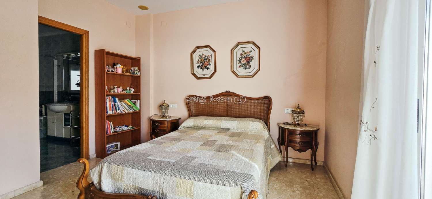 4 bedroom Townhouse for sale in Villalonga - € 169,000 (Ref: 9228140)