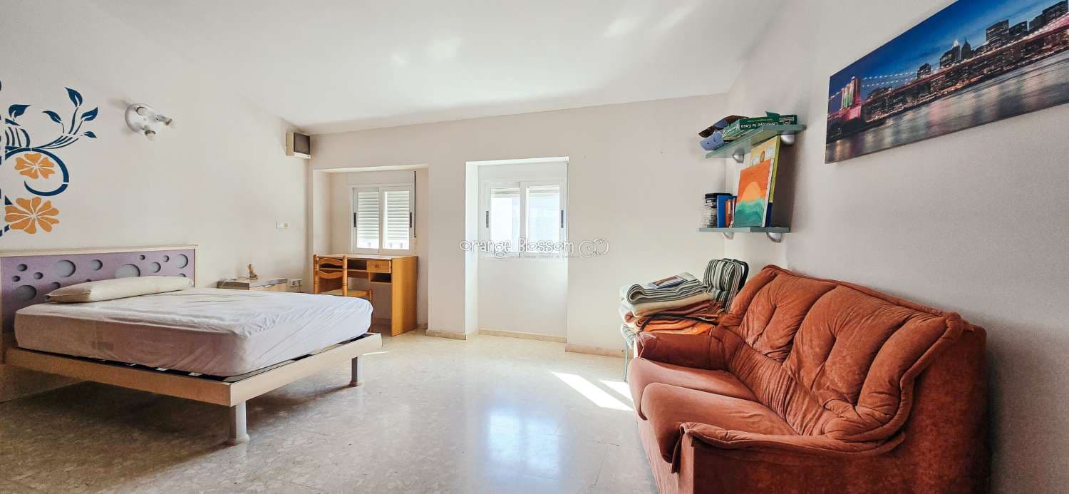 4 bedroom Townhouse for sale in Villalonga - € 169,000 (Ref: 9228140)