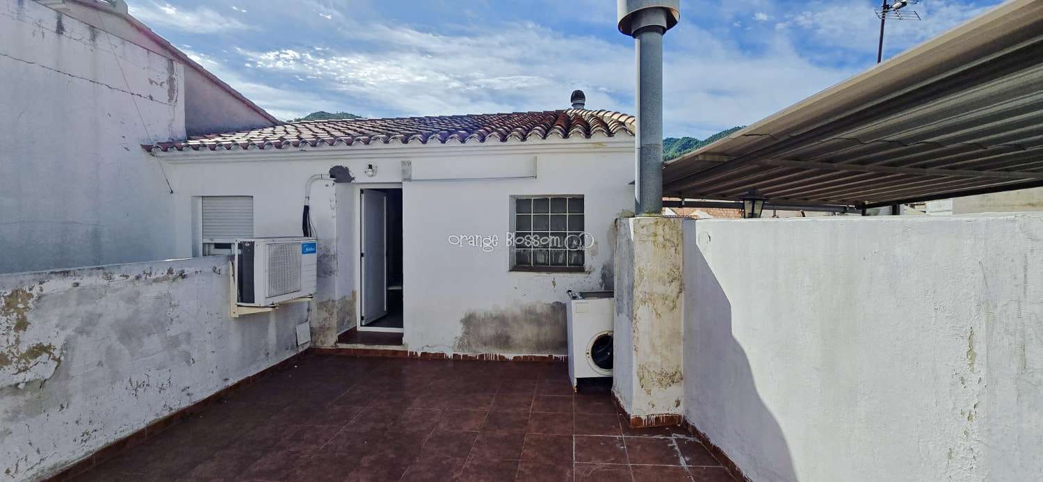 4 bedroom Townhouse for sale in Villalonga - € 169,000 (Ref: 9228140)