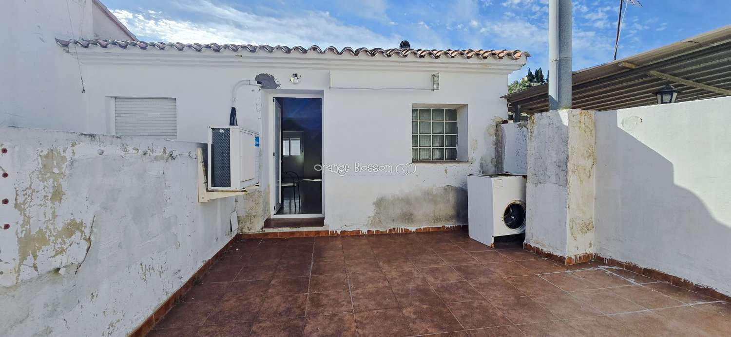 4 bedroom Townhouse for sale in Villalonga - € 169,000 (Ref: 9228140)