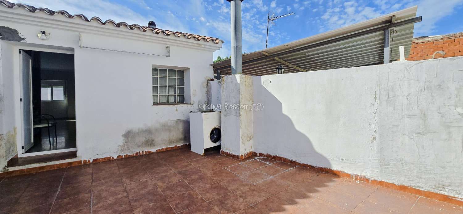 4 bedroom Townhouse for sale in Villalonga - € 169,000 (Ref: 9228140)