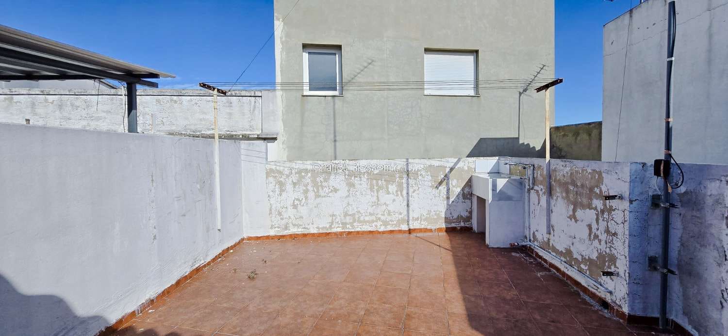 4 bedroom Townhouse for sale in Villalonga - € 169,000 (Ref: 9228140)