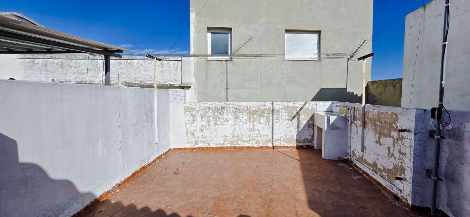 4 bedroom Townhouse for sale in Villalonga - € 169,000 (Ref: 9228140)