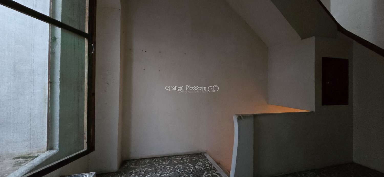 Casa de 4 habitaciones en Oliva en venta - 129.950 € (Ref: 9304865)