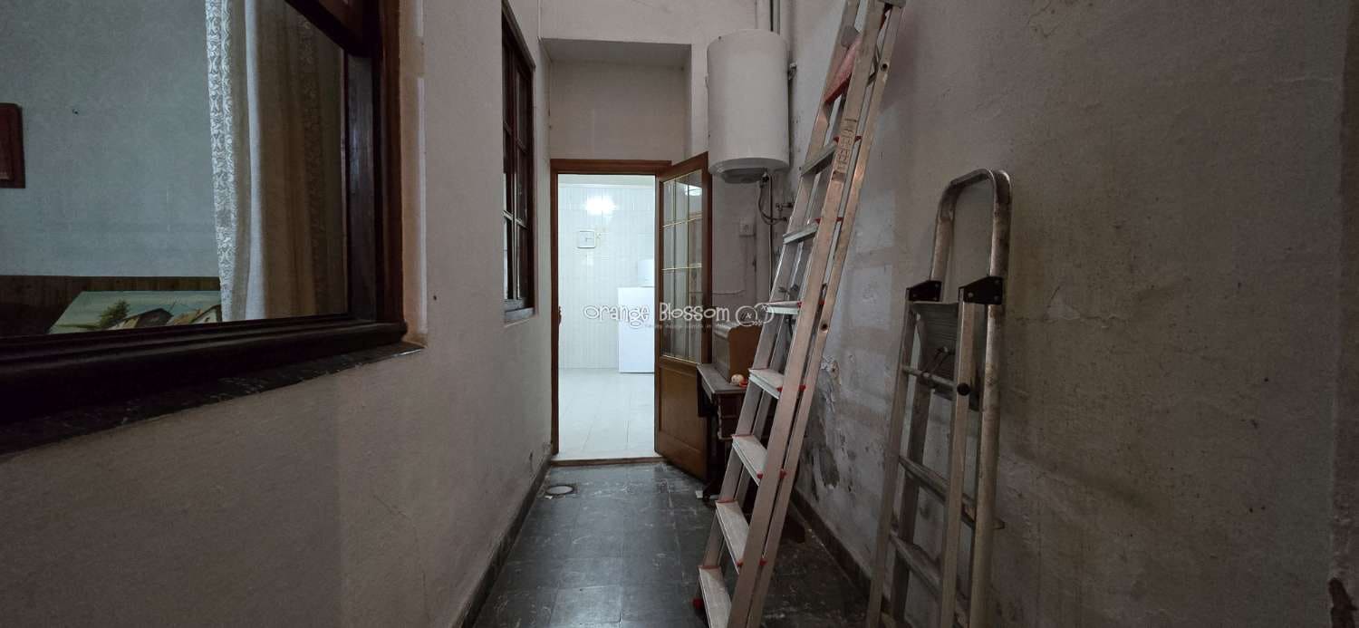 Casa de 4 habitaciones en Oliva en venta - 129.950 € (Ref: 9304865)