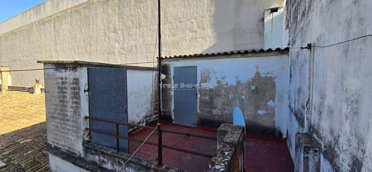 Casa de 4 habitaciones en Oliva en venta - 129.950 € (Ref: 9304865)