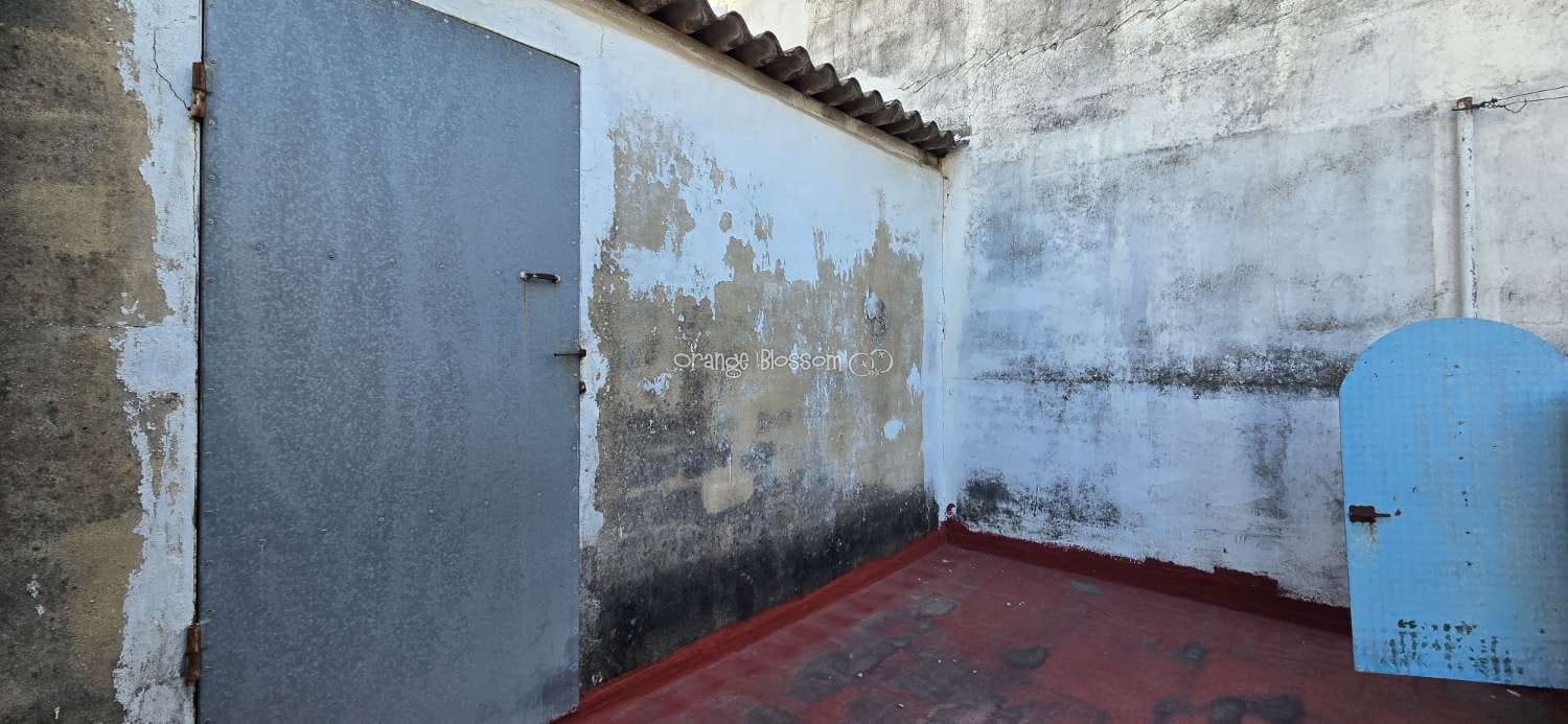 Casa de 4 habitaciones en Oliva en venta - 129.950 € (Ref: 9304865)