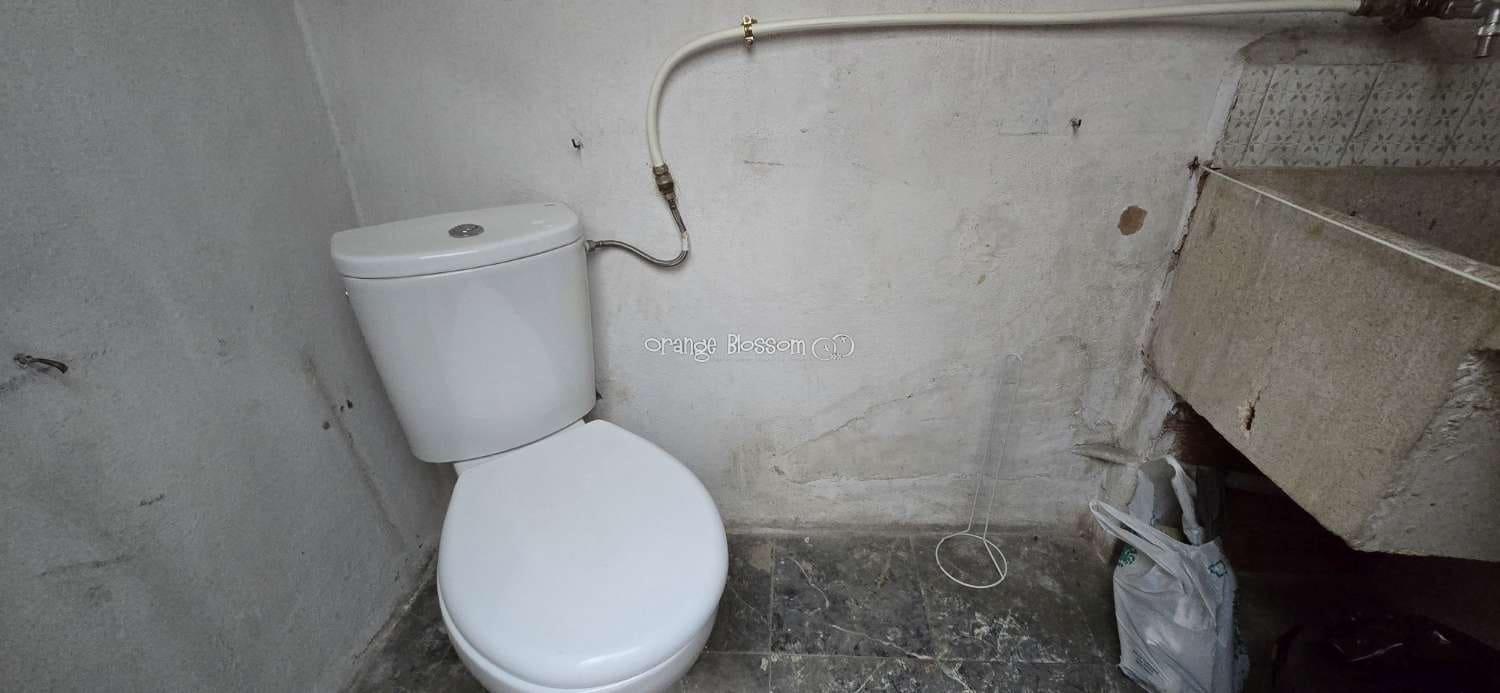 Casa de 4 habitaciones en Oliva en venta - 129.950 € (Ref: 9304865)