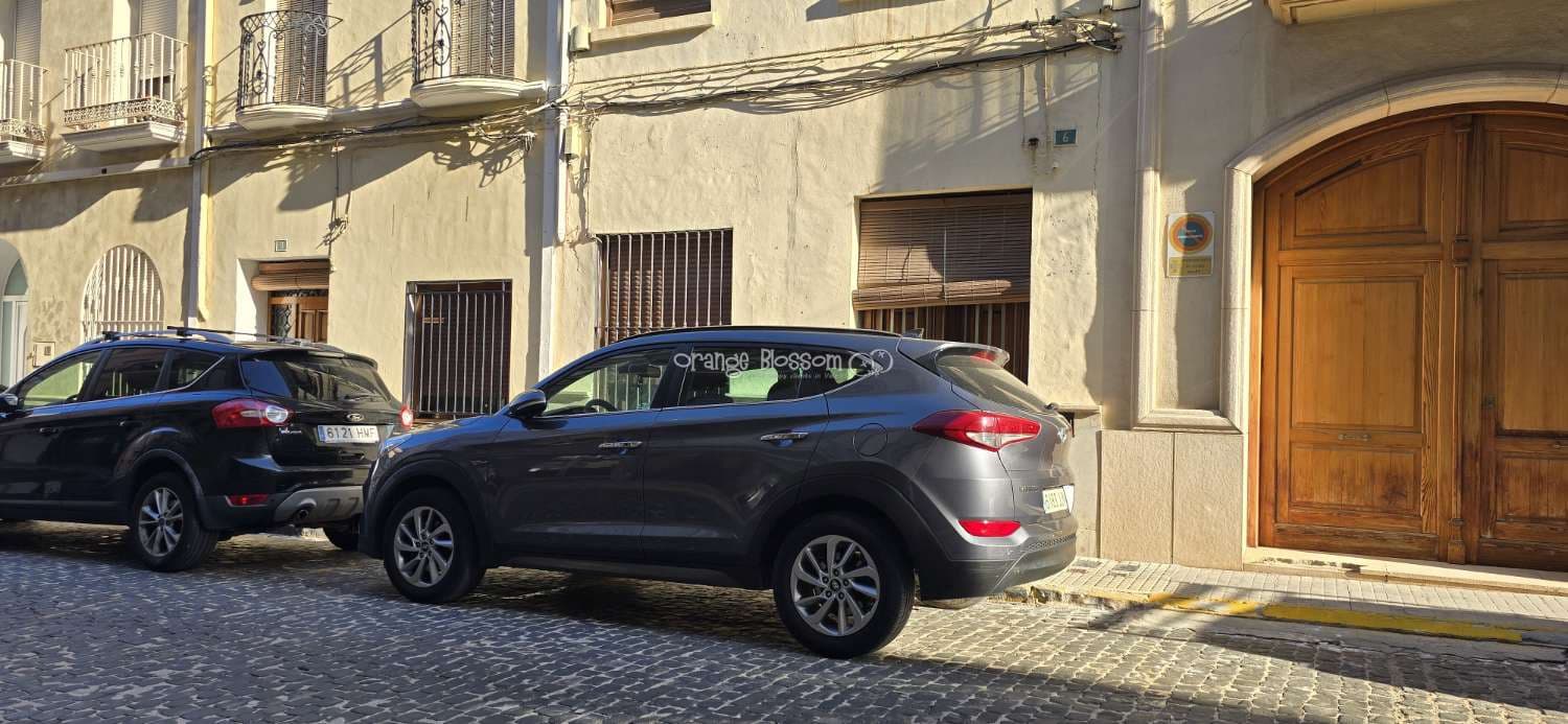 Casa de 4 habitaciones en Oliva en venta - 129.950 € (Ref: 9304865)