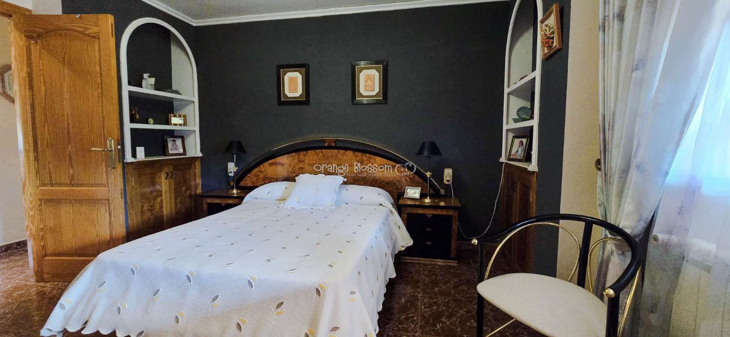 Chalet de 6 habitaciones en La Font d'En Carròs en venta con piscina - 389.950 € (Ref: 9366914)