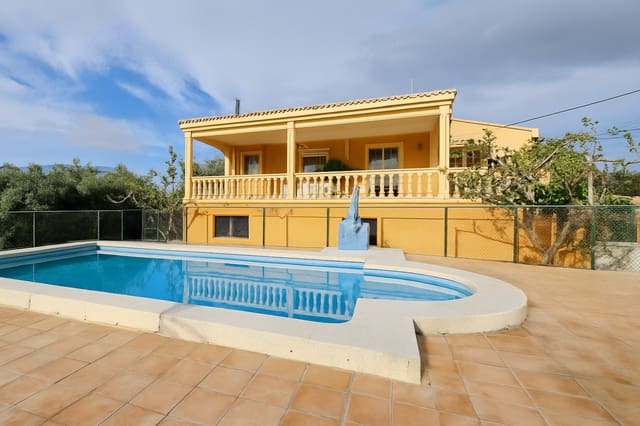 Chalet de 6 habitaciones en La Font d'En Carròs en venta con piscina - 389.950 € (Ref: 9366914)
