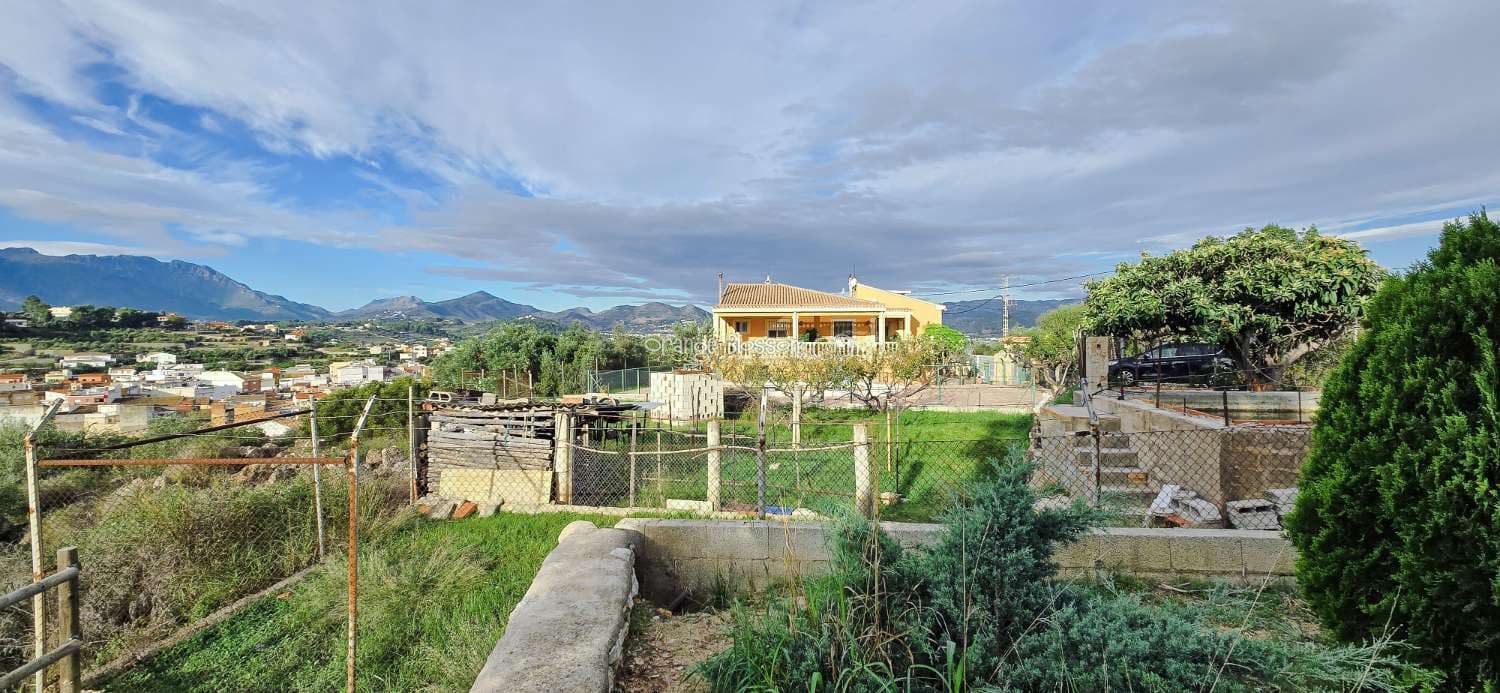 Chalet de 6 habitaciones en La Font d'En Carròs en venta con piscina - 389.950 € (Ref: 9366914)