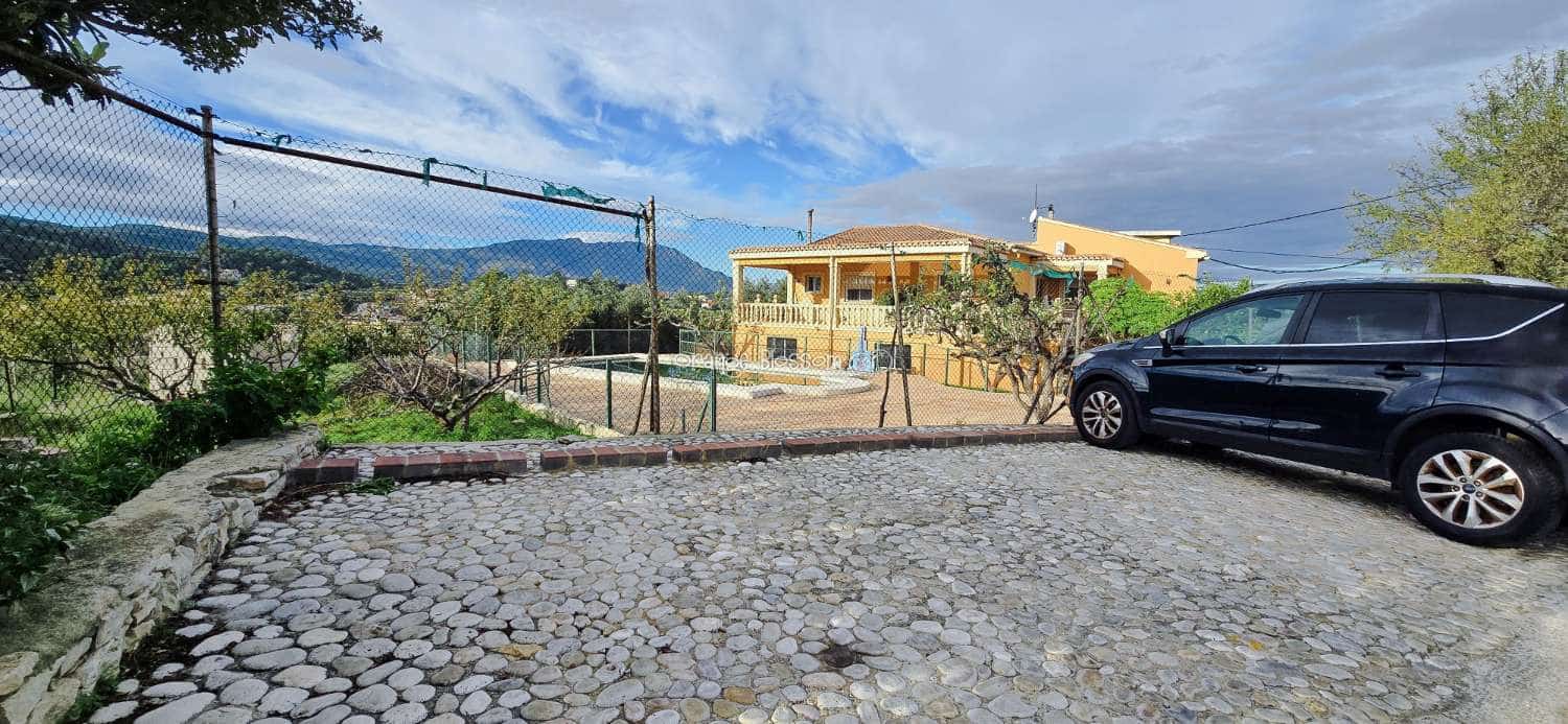 Chalet de 6 habitaciones en La Font d'En Carròs en venta con piscina - 389.950 € (Ref: 9366914)