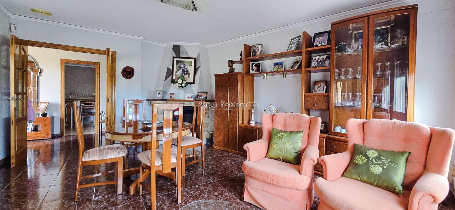 Chalet de 6 habitaciones en La Font d'En Carròs en venta con piscina - 389.950 € (Ref: 9366914)