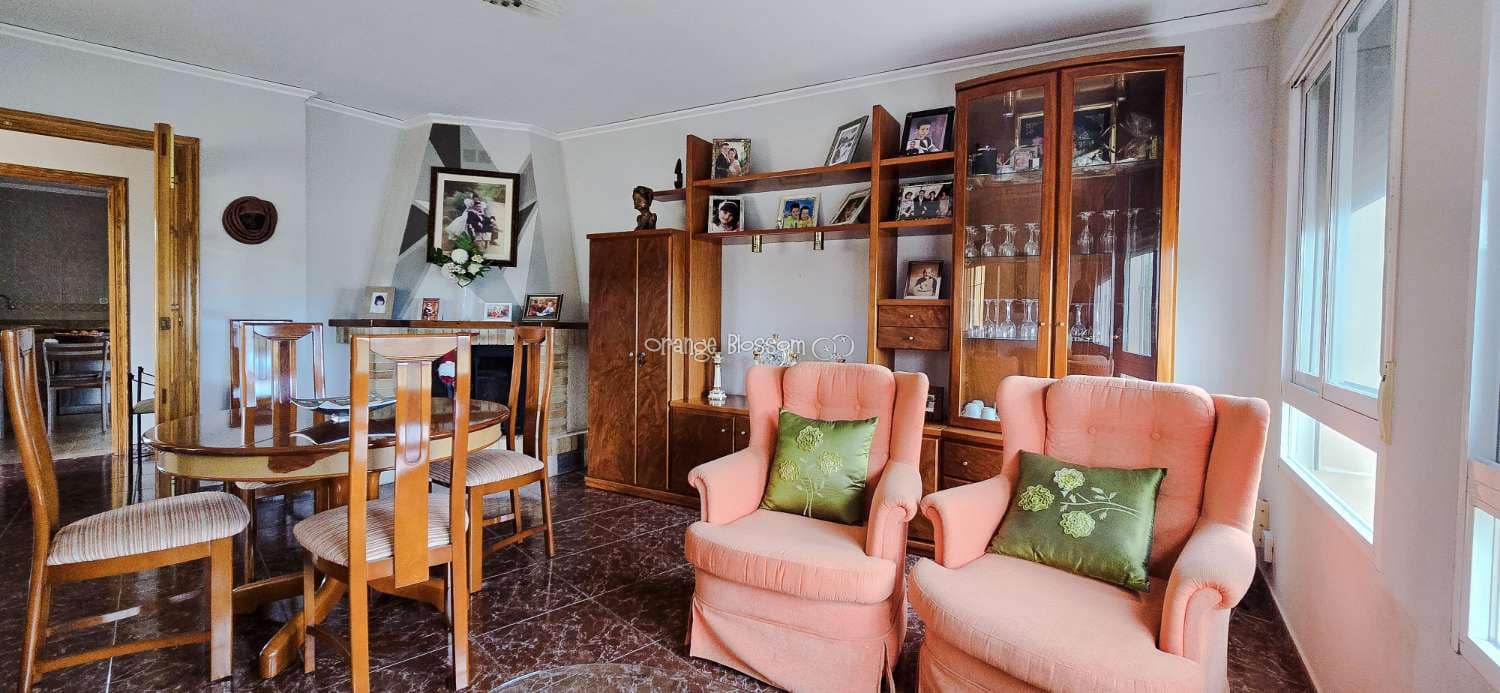 Chalet de 6 habitaciones en La Font d'En Carròs en venta con piscina - 389.950 € (Ref: 9366914)