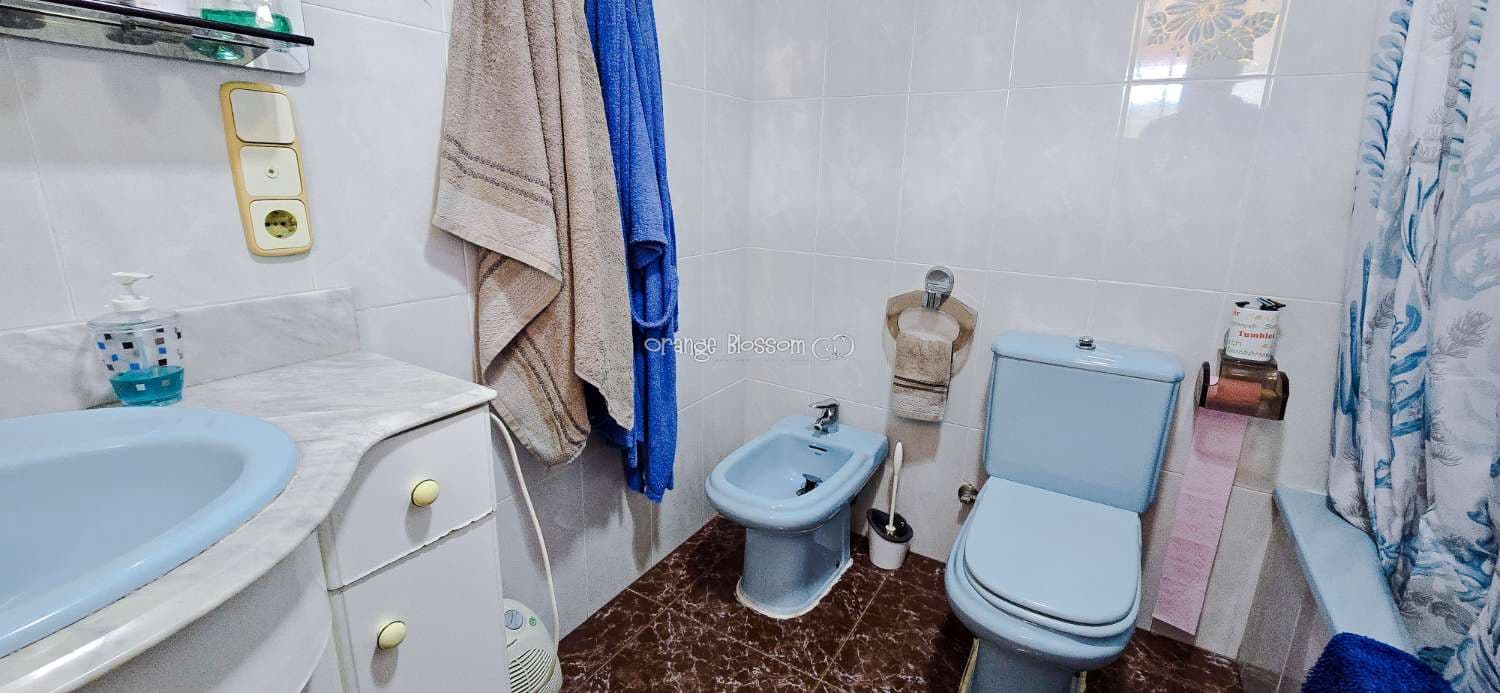 Chalet de 6 habitaciones en La Font d'En Carròs en venta con piscina - 389.950 € (Ref: 9366914)