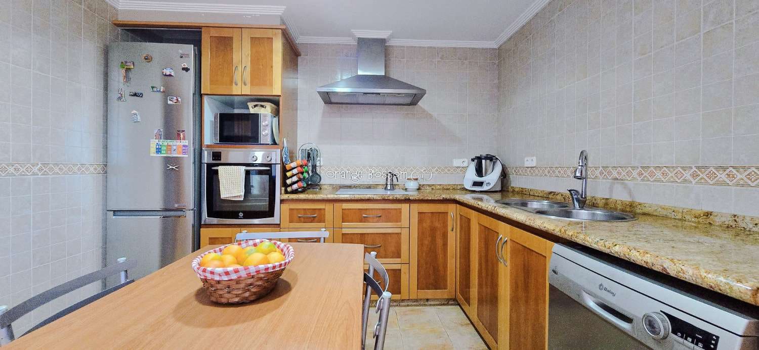 Chalet de 6 habitaciones en La Font d'En Carròs en venta con piscina - 389.950 € (Ref: 9366914)