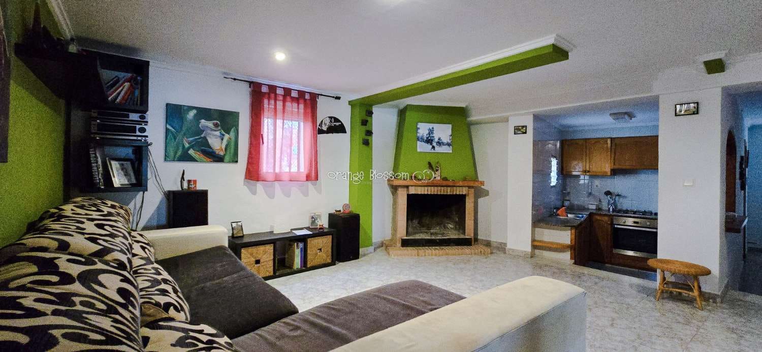 Chalet de 6 habitaciones en La Font d'En Carròs en venta con piscina - 389.950 € (Ref: 9366914)