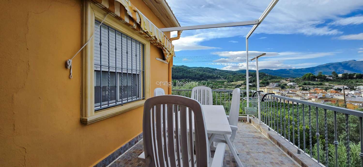 Chalet de 6 habitaciones en La Font d'En Carròs en venta con piscina - 389.950 € (Ref: 9366914)