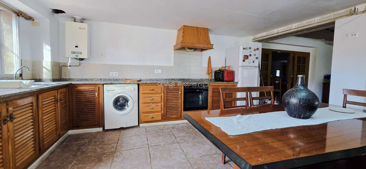 Chalet de 6 habitaciones en La Font d'En Carròs en venta con piscina - 389.950 € (Ref: 9366914)