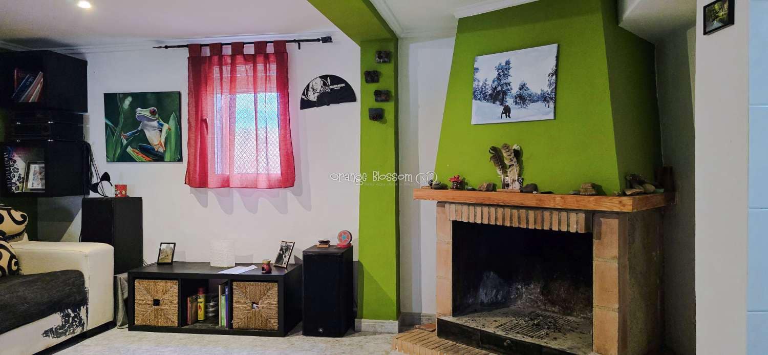 Chalet de 6 habitaciones en La Font d'En Carròs en venta con piscina - 389.950 € (Ref: 9366914)