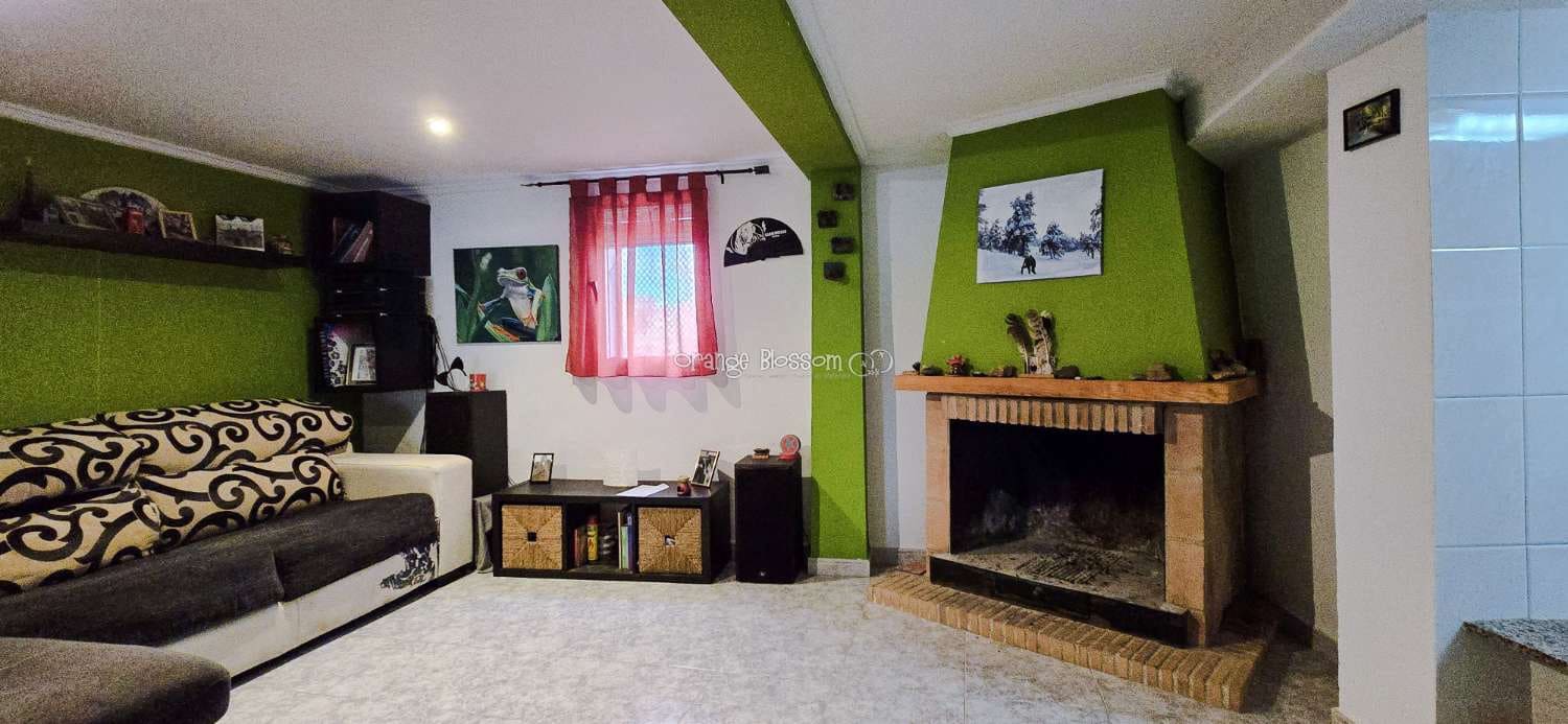 Chalet de 6 habitaciones en La Font d'En Carròs en venta con piscina - 389.950 € (Ref: 9366914)