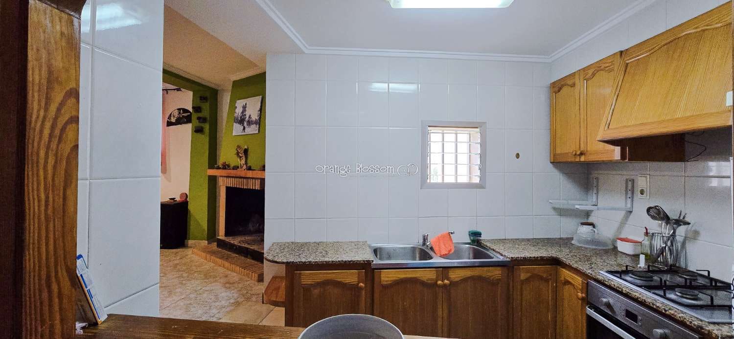 Chalet de 6 habitaciones en La Font d'En Carròs en venta con piscina - 389.950 € (Ref: 9366914)
