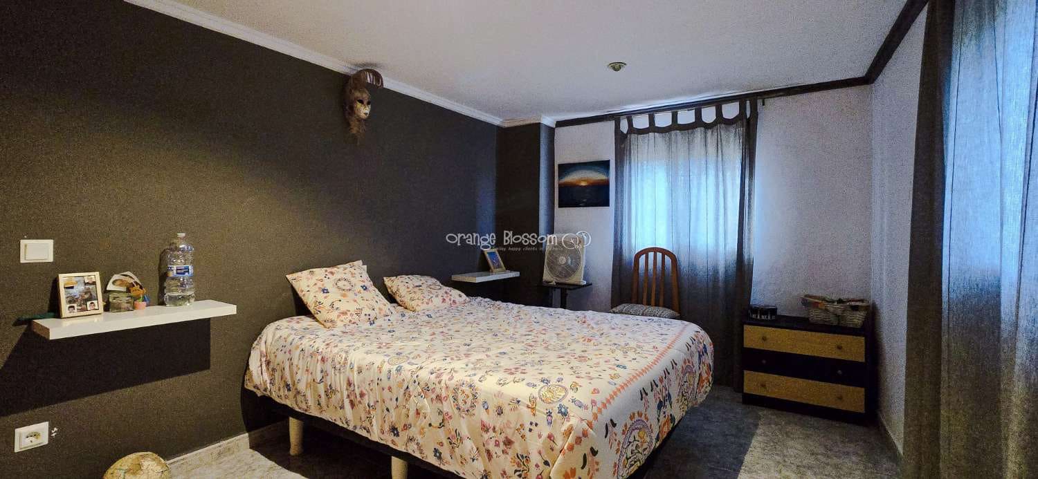 Chalet de 6 habitaciones en La Font d'En Carròs en venta con piscina - 389.950 € (Ref: 9366914)