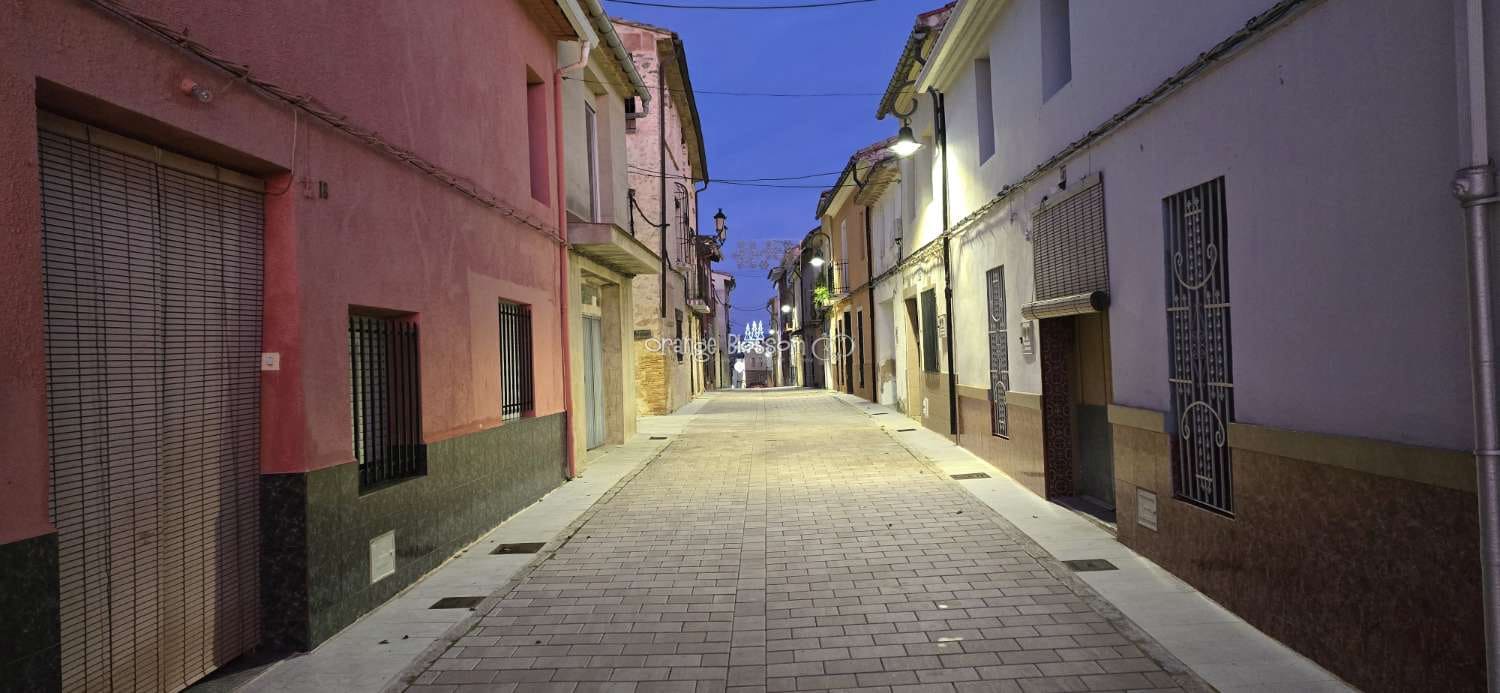 4 bedroom Townhouse for sale in Sempere - € 74,950 (Ref: 9378680)