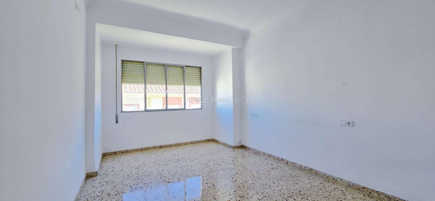 3 soveværelse Lejlighed til salg i Villalonga - € 88.000 (Ref: 9443035)