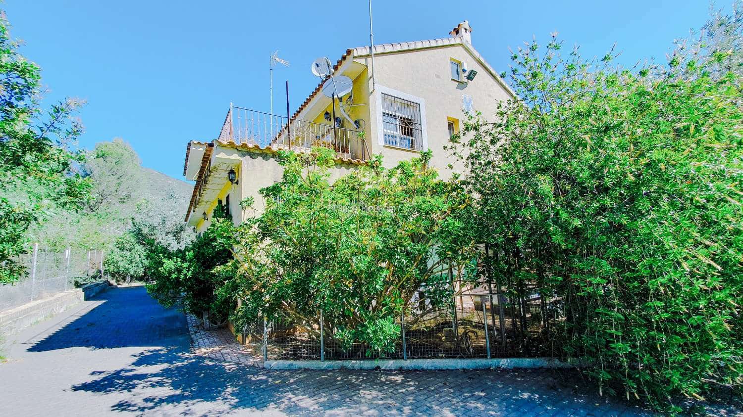 5 quarto Moradia para venda em Villalonga com piscina - 275 000 € (Ref: 9472001)