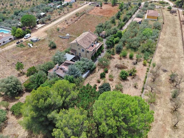 5 sovrum Villa till salu i Villalonga med pool garage - 269 950 € (Ref: 9472001)