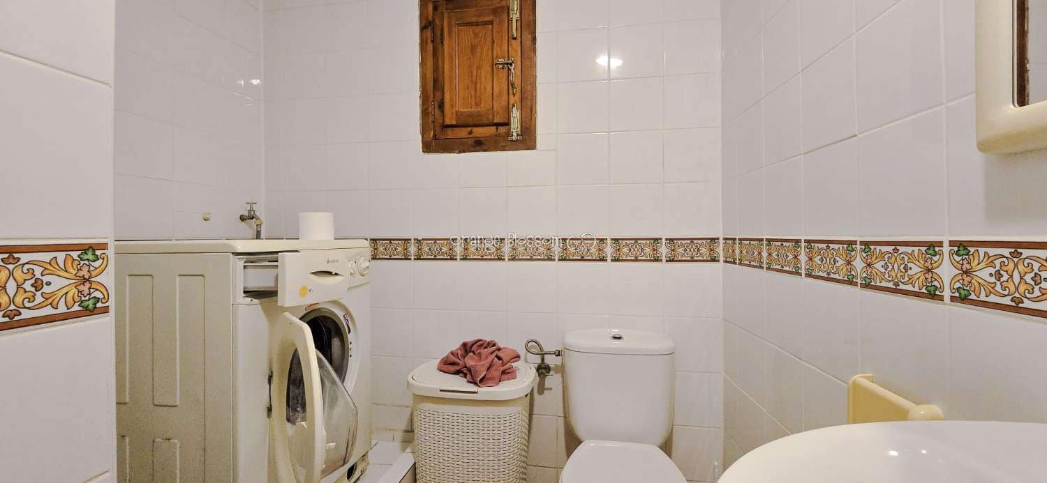 4 bedroom Villa for sale in Benicolet with pool - € 320,000 (Ref: 9499628)