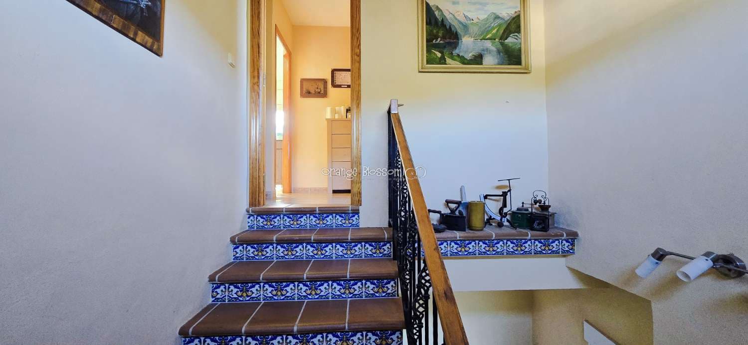 4 bedroom Villa for sale in Benicolet with pool - € 320,000 (Ref: 9499628)