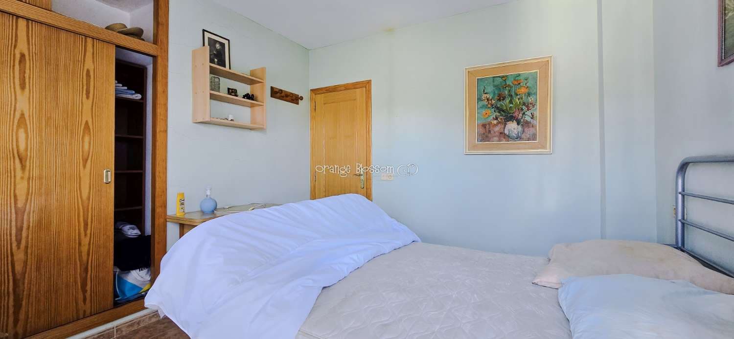 4 bedroom Villa for sale in Benicolet with pool - € 320,000 (Ref: 9499628)