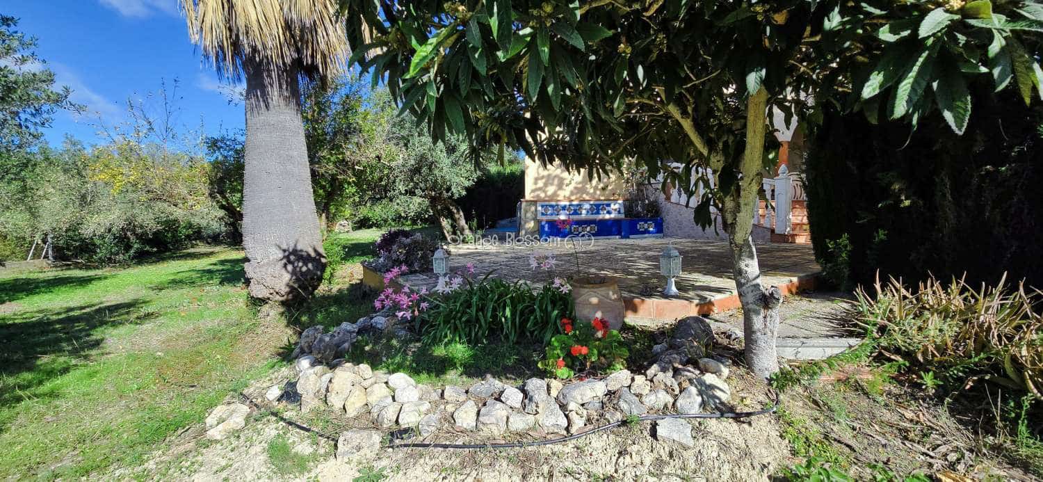 4 bedroom Villa for sale in Benicolet with pool - € 320,000 (Ref: 9499628)