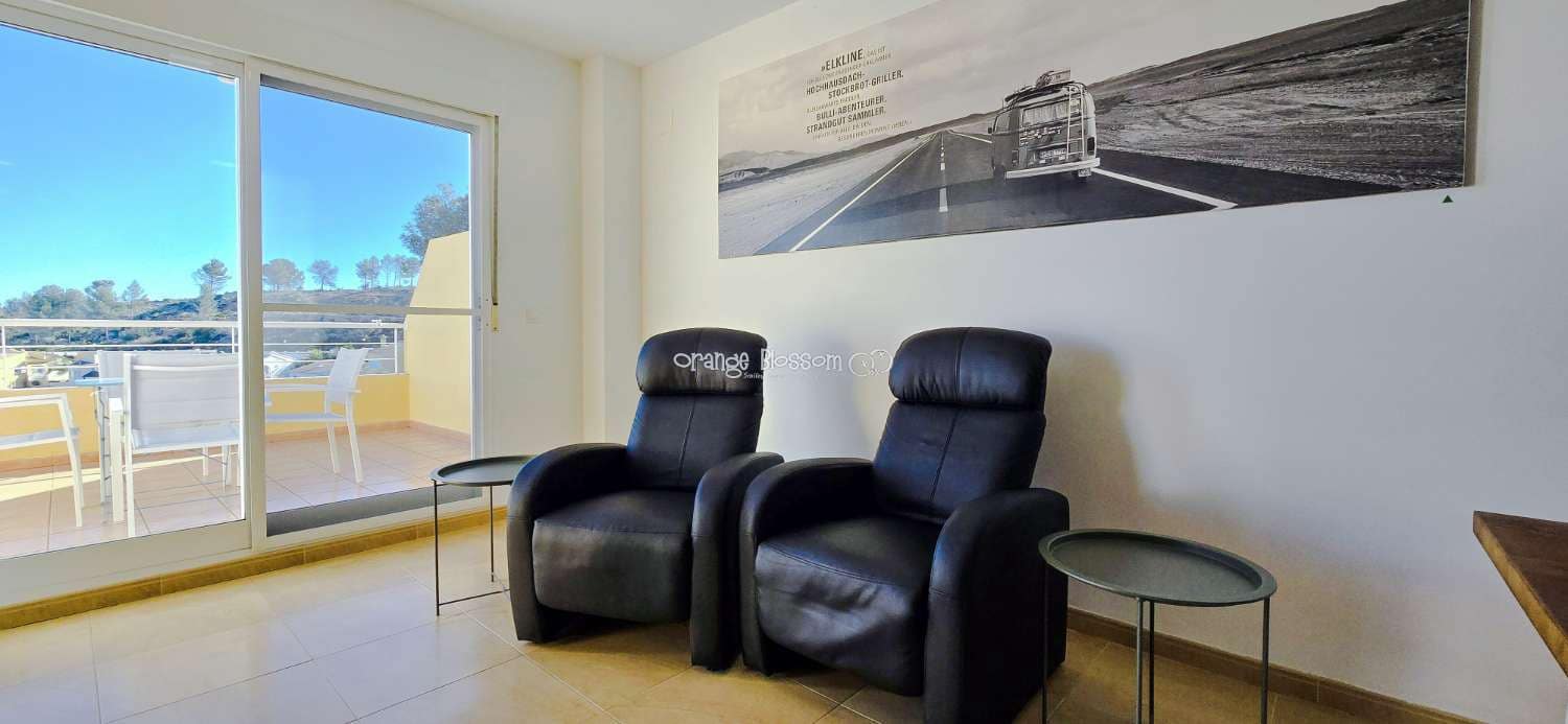 3 soverom Rekkehus til salgs i Ador med svømmebasseng garasje - € 220 000 (Ref: 9537185)