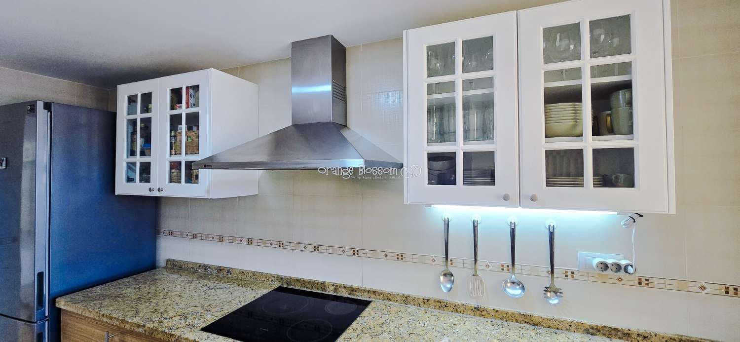 3 soverom Rekkehus til salgs i Ador med svømmebasseng garasje - € 220 000 (Ref: 9537185)