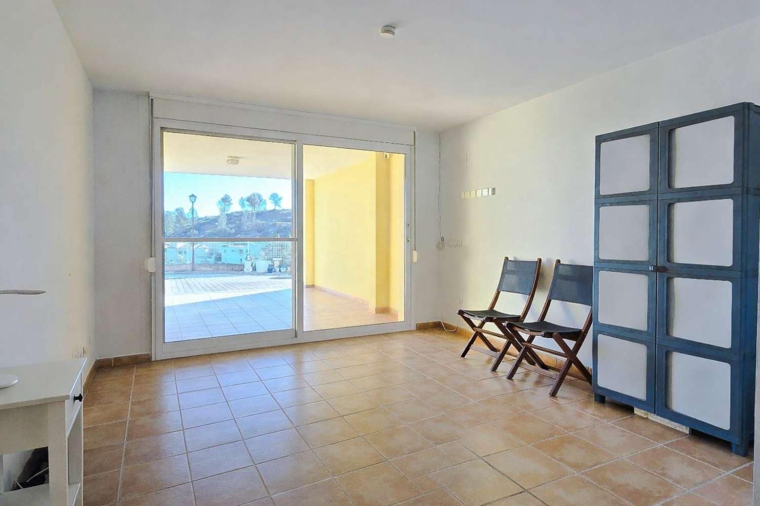 3 soverom Rekkehus til salgs i Ador med svømmebasseng garasje - € 220 000 (Ref: 9537185)