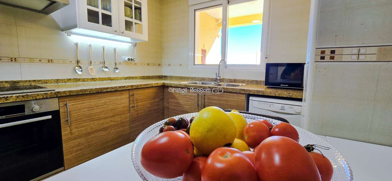 3 soverom Rekkehus til salgs i Ador med svømmebasseng garasje - € 220 000 (Ref: 9537185)