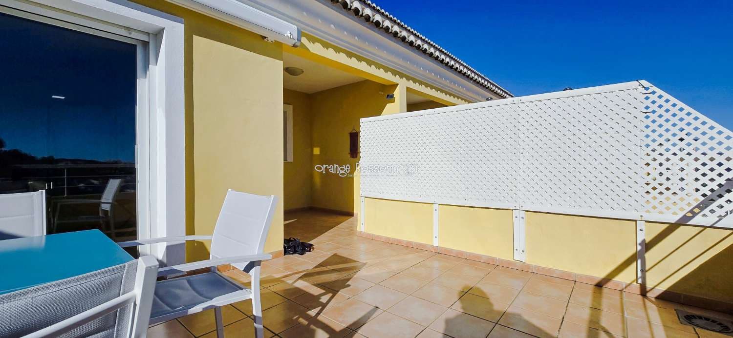 3 soverom Rekkehus til salgs i Ador med svømmebasseng garasje - € 220 000 (Ref: 9537185)