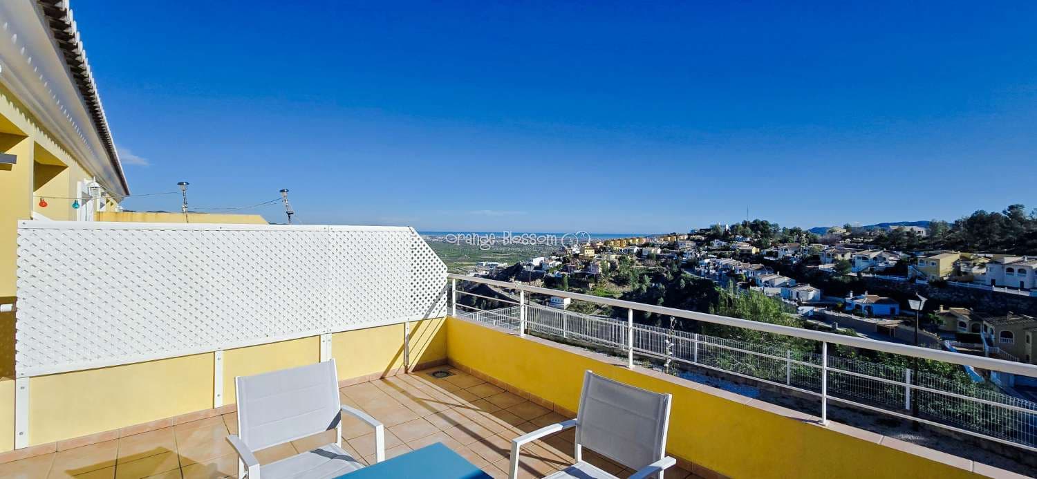 3 soverom Rekkehus til salgs i Ador med svømmebasseng garasje - € 220 000 (Ref: 9537185)