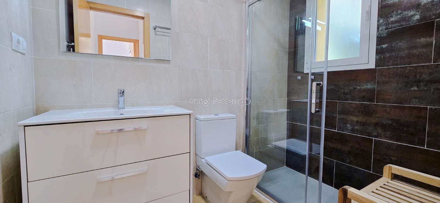 3 soverom Rekkehus til salgs i Ador med svømmebasseng garasje - € 220 000 (Ref: 9537185)