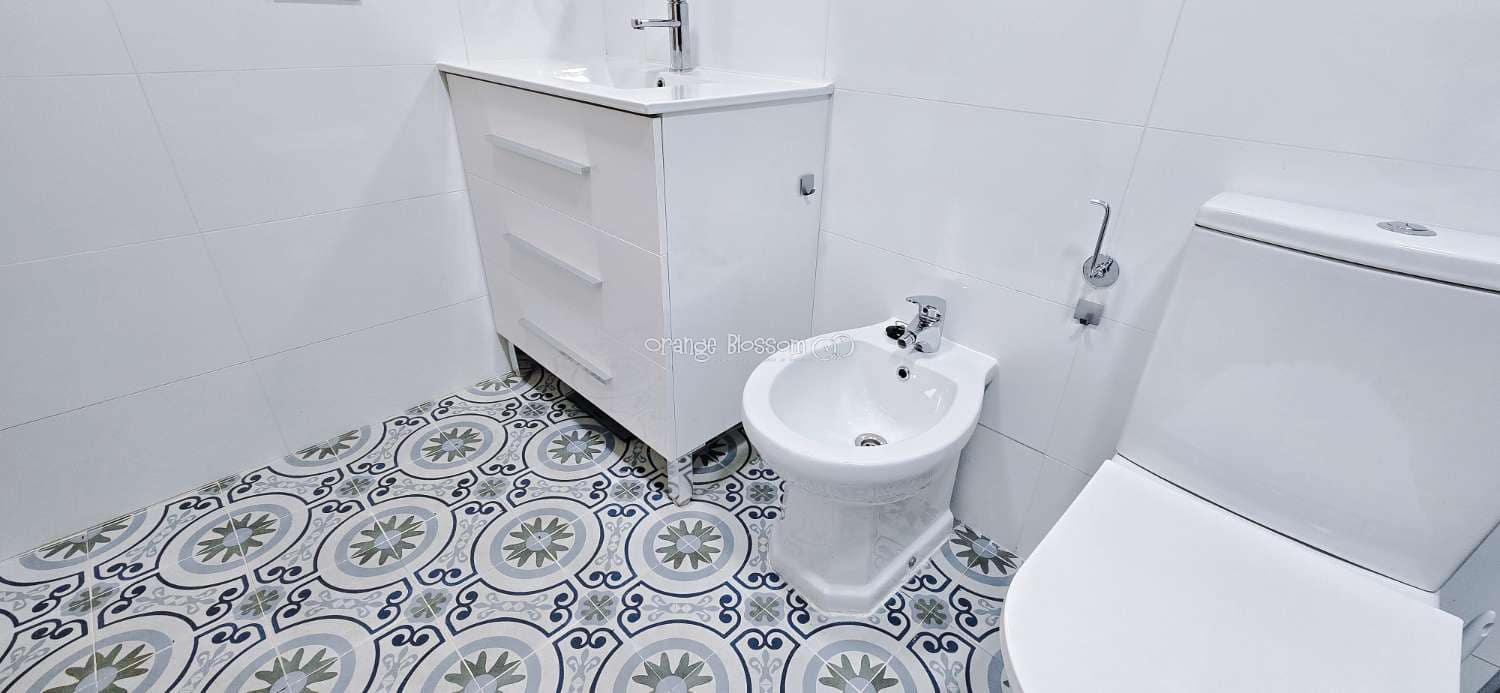 3 soverom Rekkehus til salgs i Ador med svømmebasseng garasje - € 220 000 (Ref: 9537185)