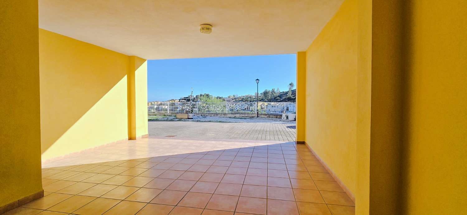 3 soverom Rekkehus til salgs i Ador med svømmebasseng garasje - € 220 000 (Ref: 9537185)