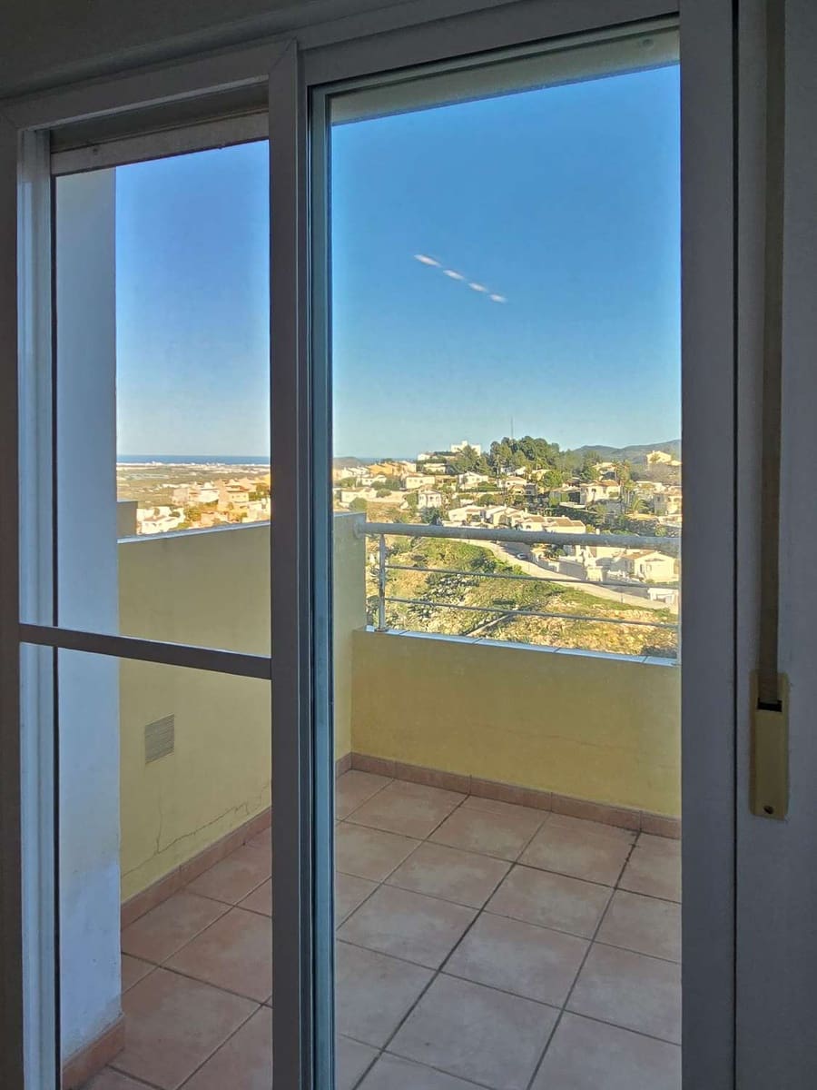 3 camera da letto Villetta a Schiera in vendita in Ador con piscina garage - 230.000 € (Rif: 9537186)