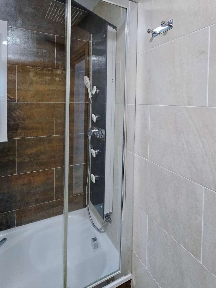 3 camera da letto Villetta a Schiera in vendita in Ador con piscina garage - 230.000 € (Rif: 9537186)